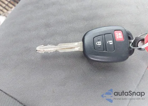 2020 Toyota Tacoma Sr V6 z USA, uszkodzony, nr VIN 3TYSZ5AN4LT001356